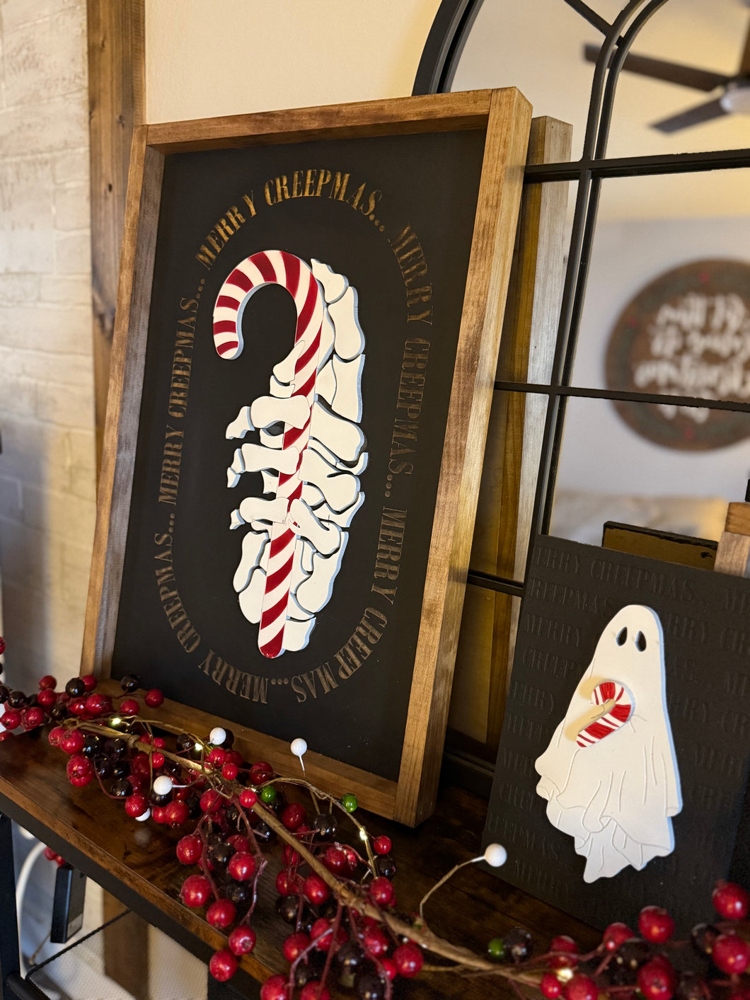Creepmas Hand