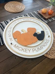 Large Pumpkin Round