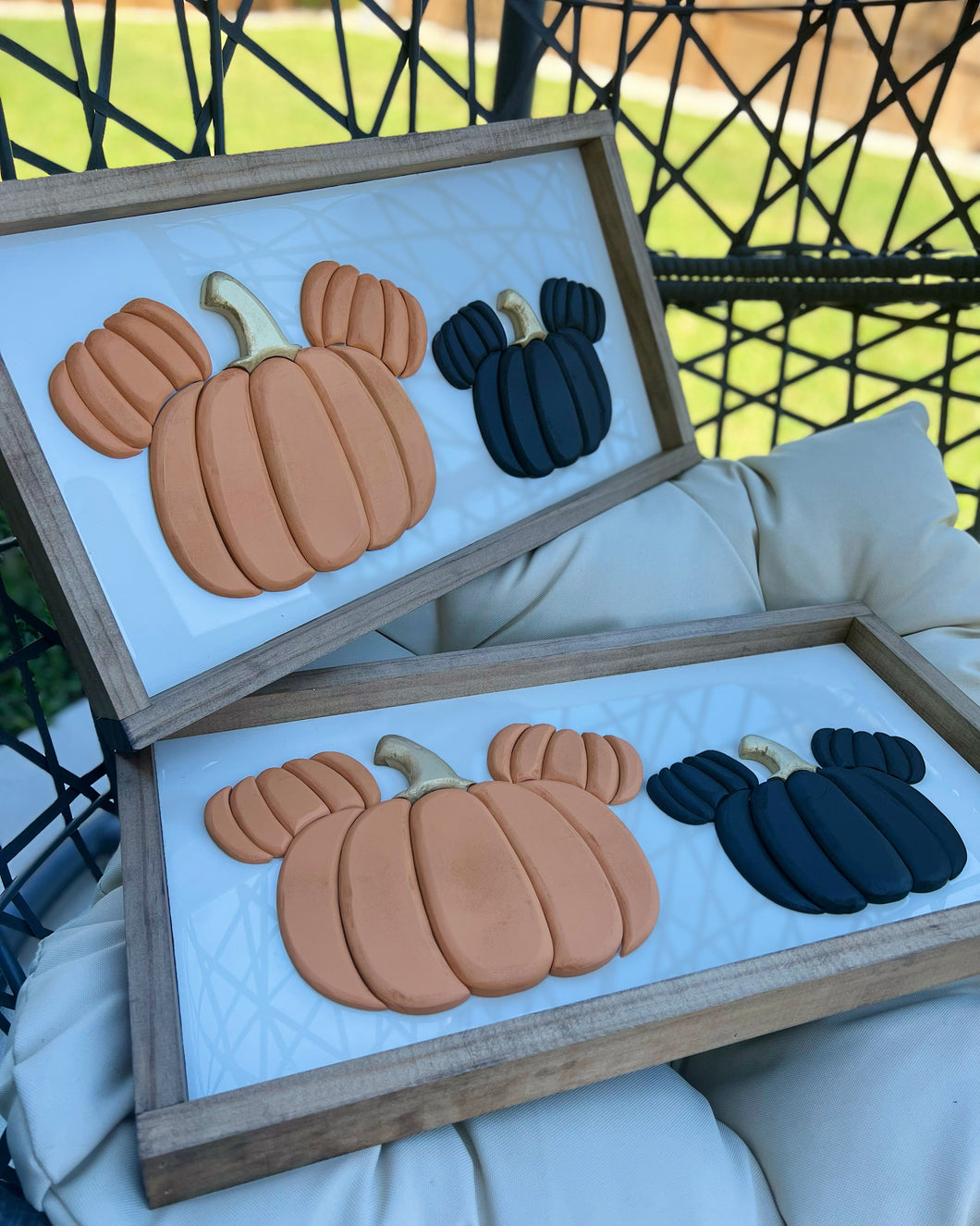 Pumpkin sign