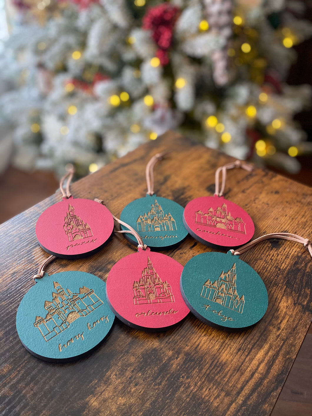 Castle ornament set